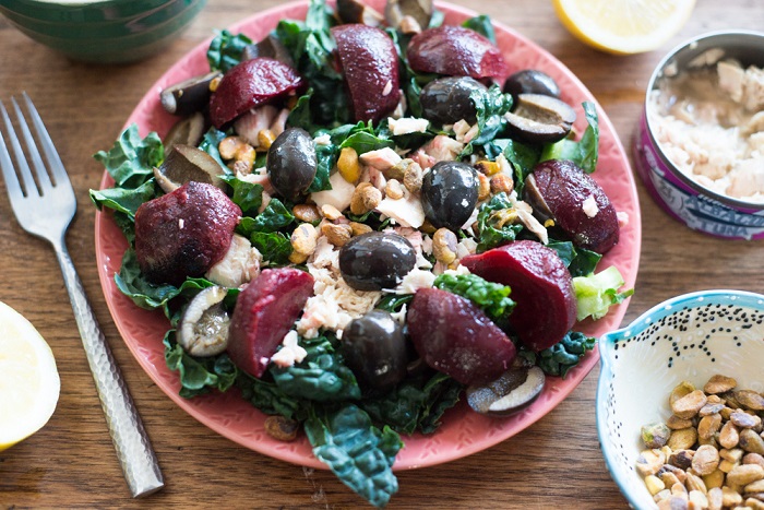 Свекольный салат с тунцом, рецепт