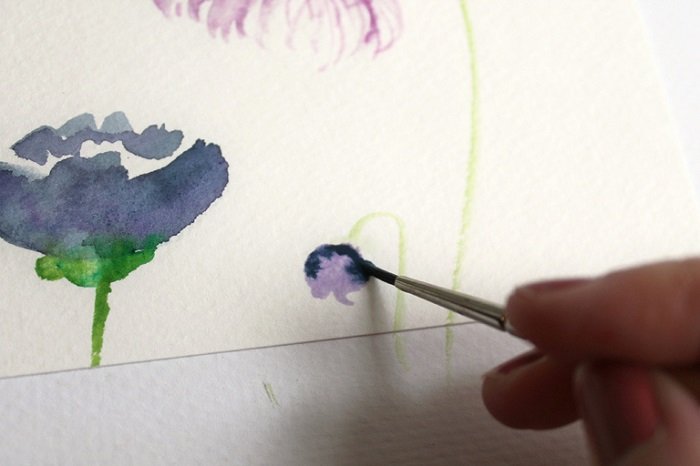 Рисуем фантазийные цветы акварелью, шаг 3