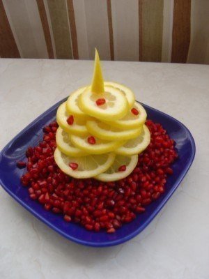 Смачна ялинка з фруктів - фото 3