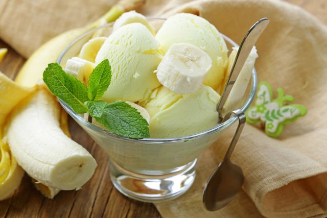 Освежающие рецепты домашнего мороженого