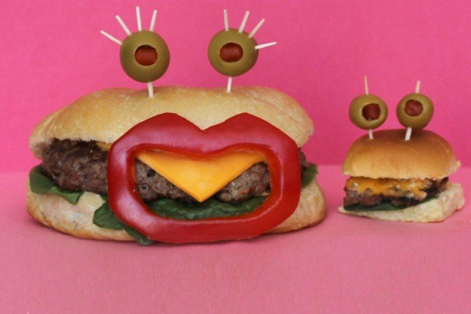 Вкусные сендвичи на завтрак. Идеи праздничных бутербродов для детей - фото 12