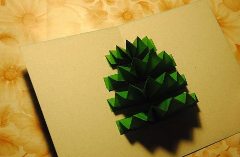 Новорічна листівка ялинка з паперу