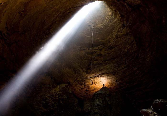 Печера Крубера-Вороняча — найглибша печера в світі, фото 17