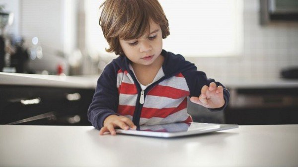 Ребенок и планшет: как получить от гаджета только пользу