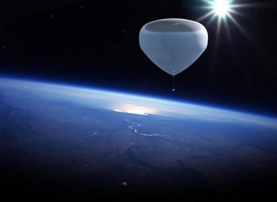 Чи можна полетіти в космос на повітряній кулі?
