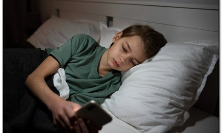 Нічні страхи, думки й кошмари: як заспокоїти мозок перед сном